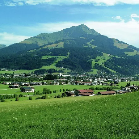 Gorgeous In With Mountain View